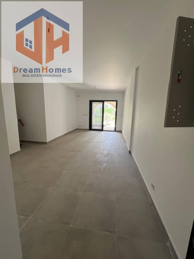 3 8c58e1aa-3018-4629-83ff-951b0f97cc70. jpg