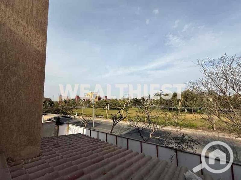 3 89caea5d-fc0c-47e7-bd12-b94c74872fc5. jpg