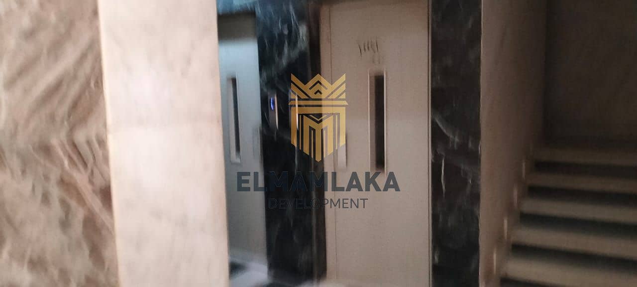 8 عمارة المعادي اسانسير. jpeg