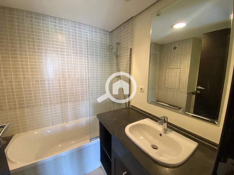 4 96bb5e5d-902a-4bdf-8db6-a672e8aeb23d. jpg