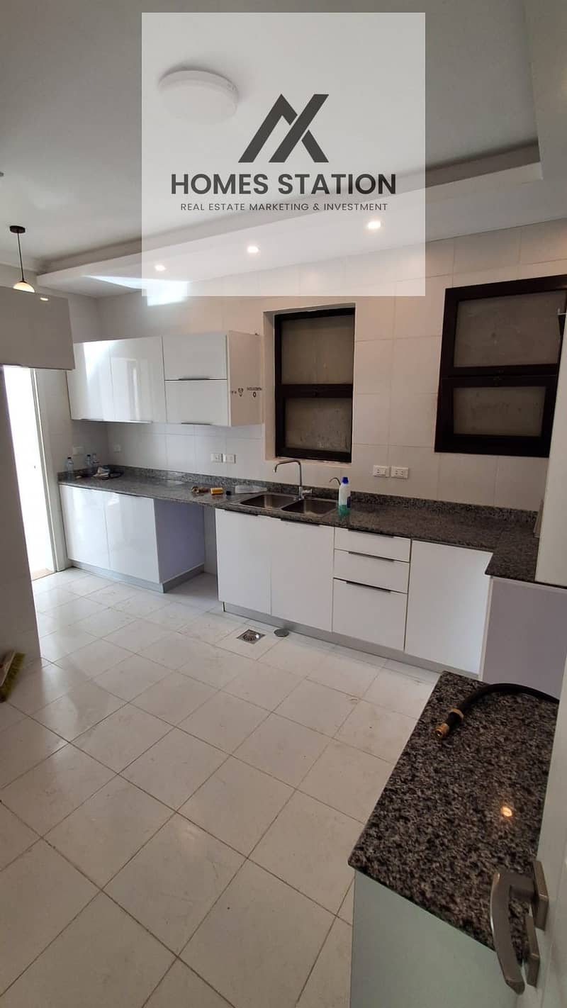 6 37e36e6a-07c6-422e-87a5-7dd6cbafd44e. jpeg