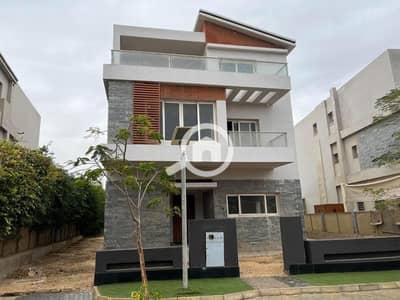 اي فيلا 4 غرف نوم للبيع في الشيخ زايد، الجيزة - WhatsApp Image 2026-01-26 at 4.37. 52 PM (1). jpeg