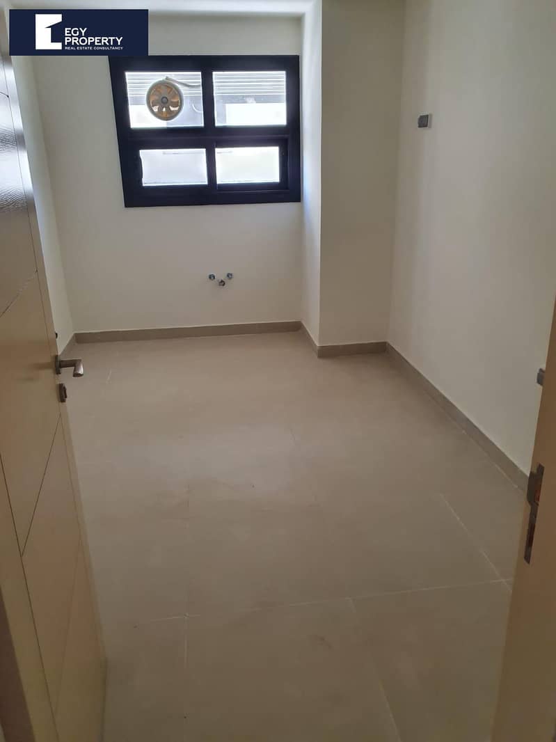 12 _files_WhatsApp Image 2024-10-23 at 6.01. 25 PM (3). jpeg