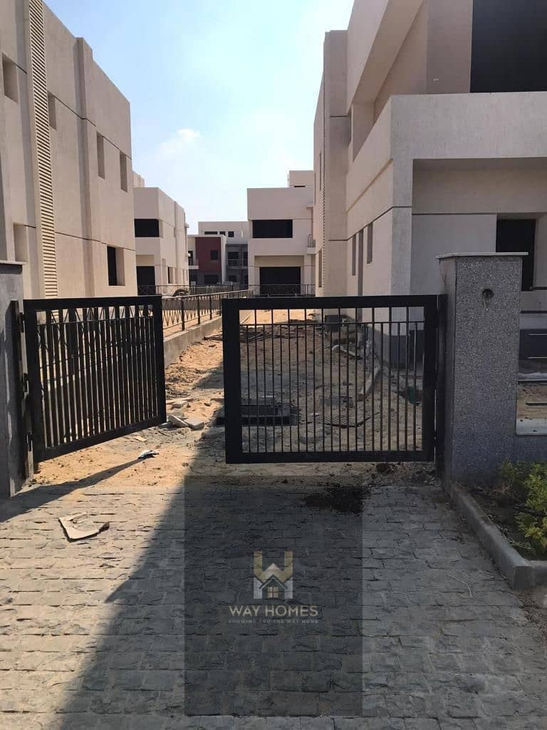 3 305eabd4-dea1-44e7-9d94-a52a510bcab8. jpg