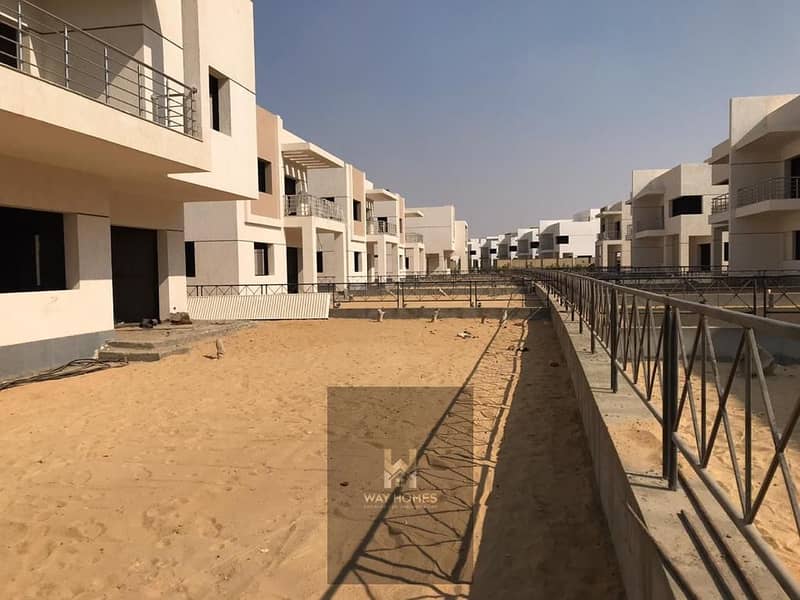 4 ef3bc0cb-5274-4712-acef-fb56a98caff8. jpg