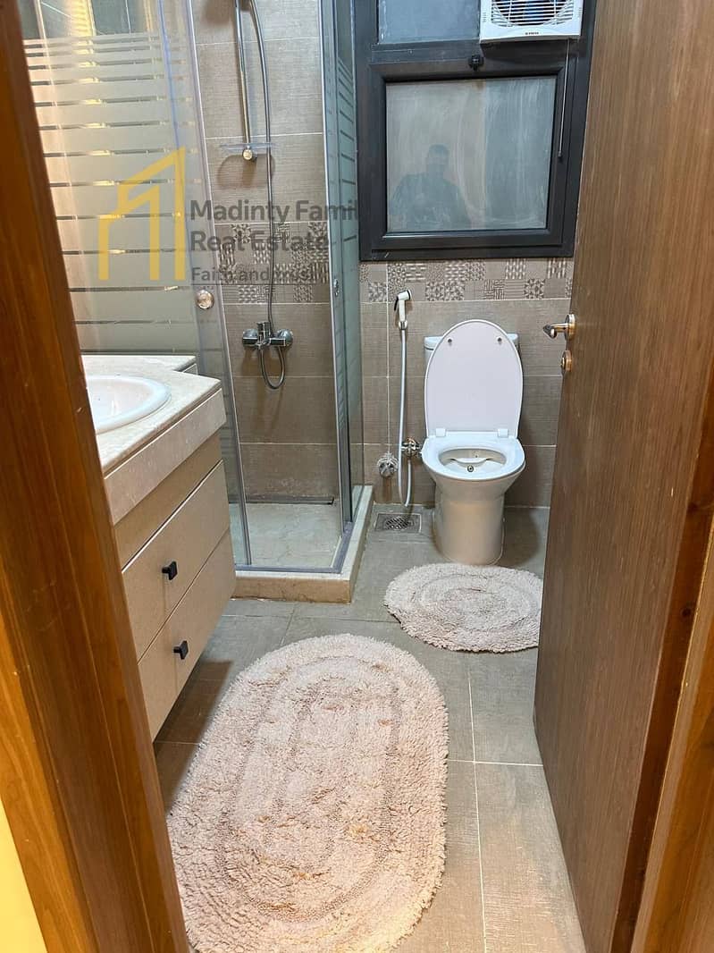 12 621602296_1607526983657944_2651256179466785656_n. jpg