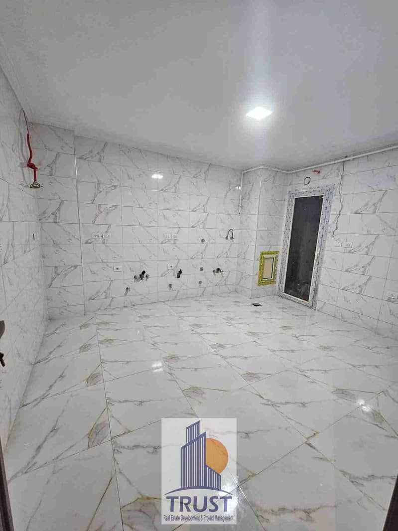 1000684149. jpg 1000684149. jpg