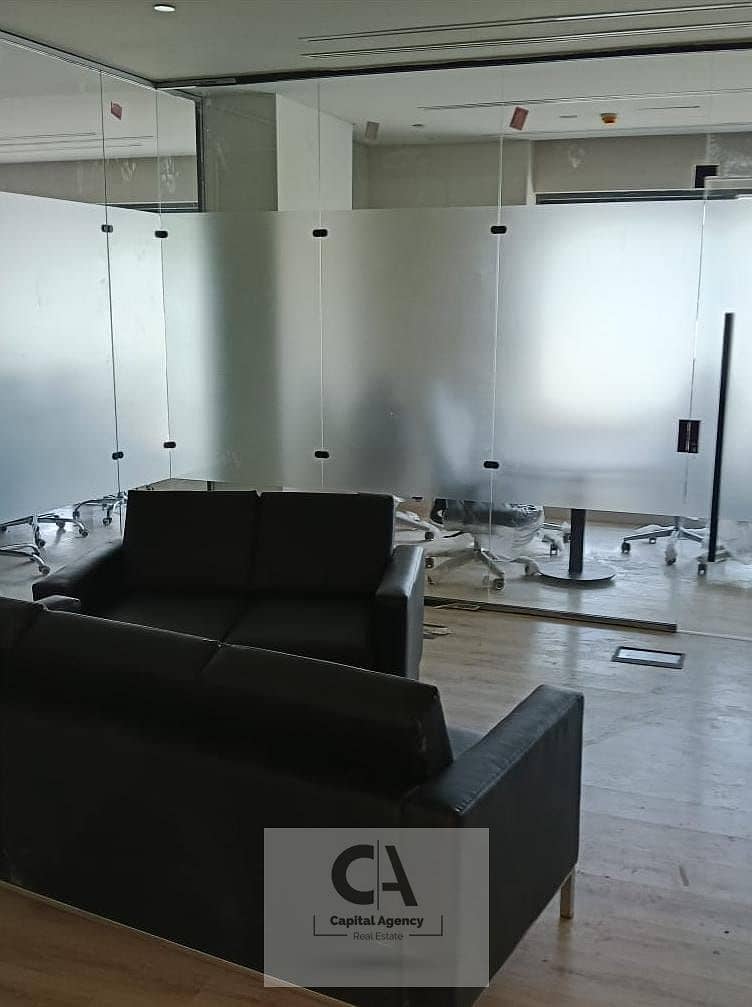 4 d01f9b6f-23f2-45cc-b187-dfa2e3da3d0a. jpg