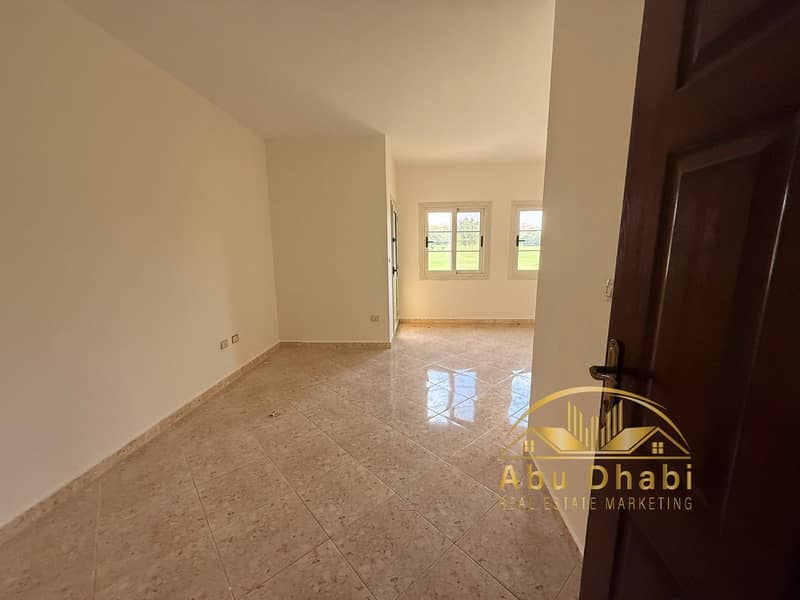 7 b357408f-8e24-4af0-8102-a22c16dc1a49. jpg