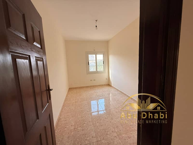 10 1eacb26c-a187-4483-825e-2efe77e783e0. jpg