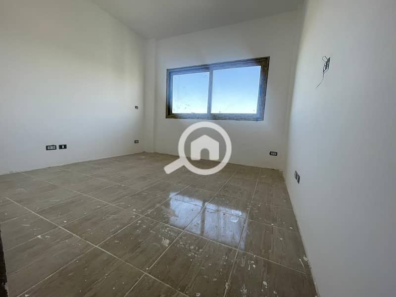 4 75bc38cc-71a6-48ad-8510-57c12cebbe4c. jpg