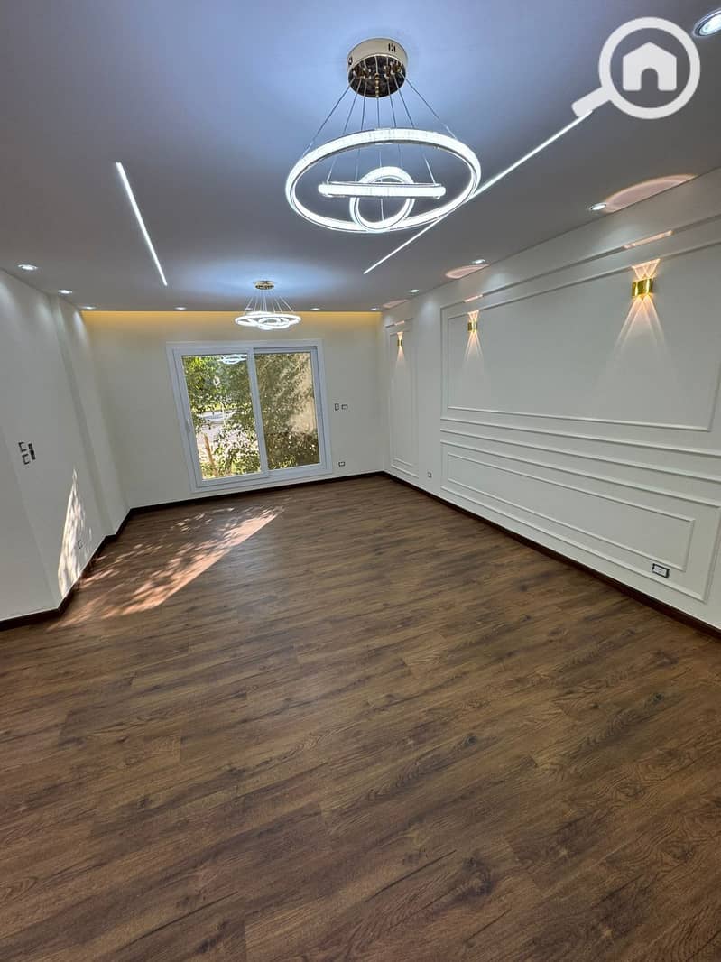 4 394c7c22-dd80-4f7f-aec4-c46e3f5a7978. jpg