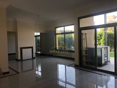 تاون هاوس 5 غرف نوم للايجار في الشيخ زايد، الجيزة - IMG-20251215-WA0179. jpg