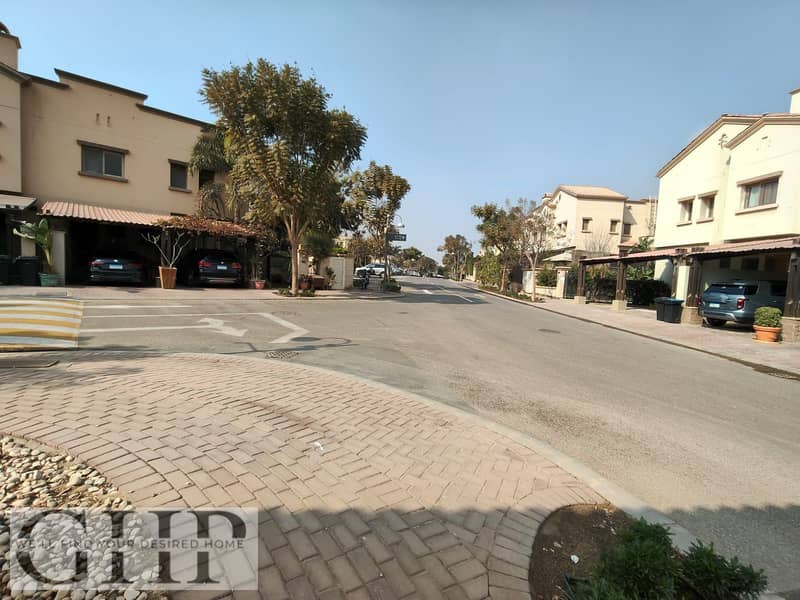 6 1f117249-878f-42f1-997e-2bf14927b017. jpg