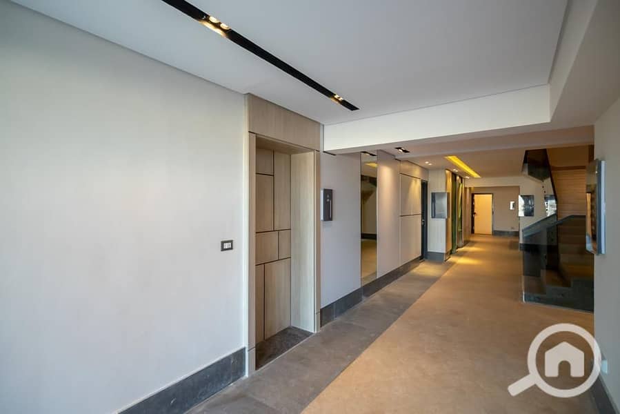 3 5d8e00a9-61e2-4166-9bc7-b0efd9dc23be. jpg