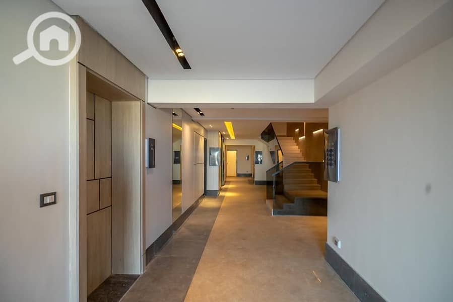 6 ea806d01-8b76-480e-ad0a-e0d55a1ae7e5. jpg