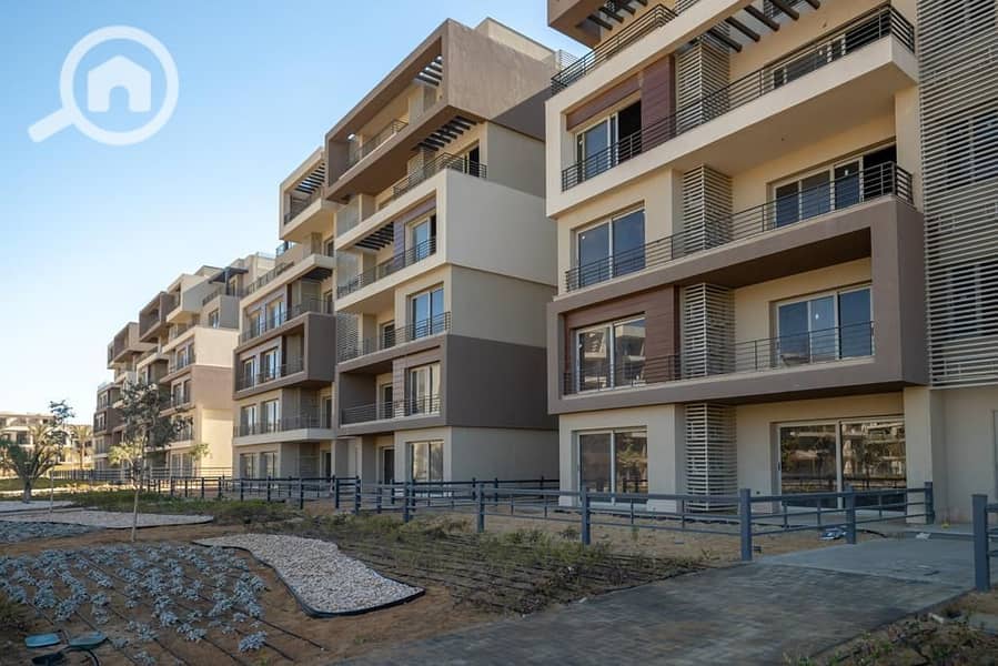 16 ffda7a11-8dc5-40b5-8e35-fb1ed57f80f3. jpg