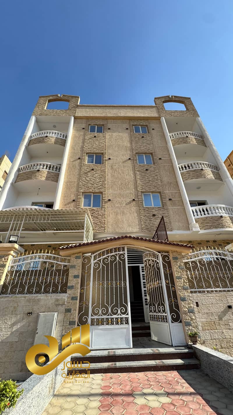 10 8da4b3d4-6dff-4012-9ebd-ef64240f09fd. jpg