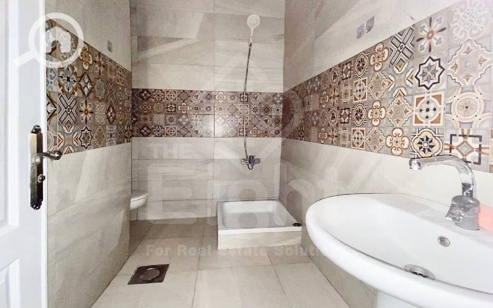 9 (9) Copy of 6. jpg