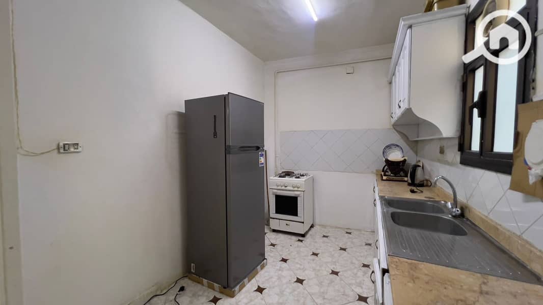 12 27d7ed26-cd31-4f52-8cca-21f014b6a5b8. jpg