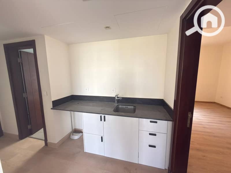 5 WhatsApp Image 2025-11-18 at 7.23. 37 PM. jpeg