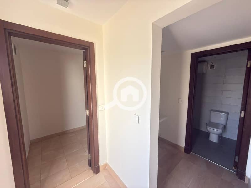 39 WhatsApp Image 2025-11-18 at 7.23. 52 PM. jpeg