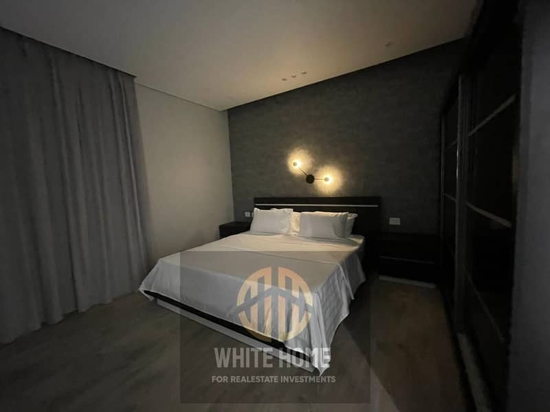 10 220fbc8e-3336-44c1-940c-edaf94793491. jpeg