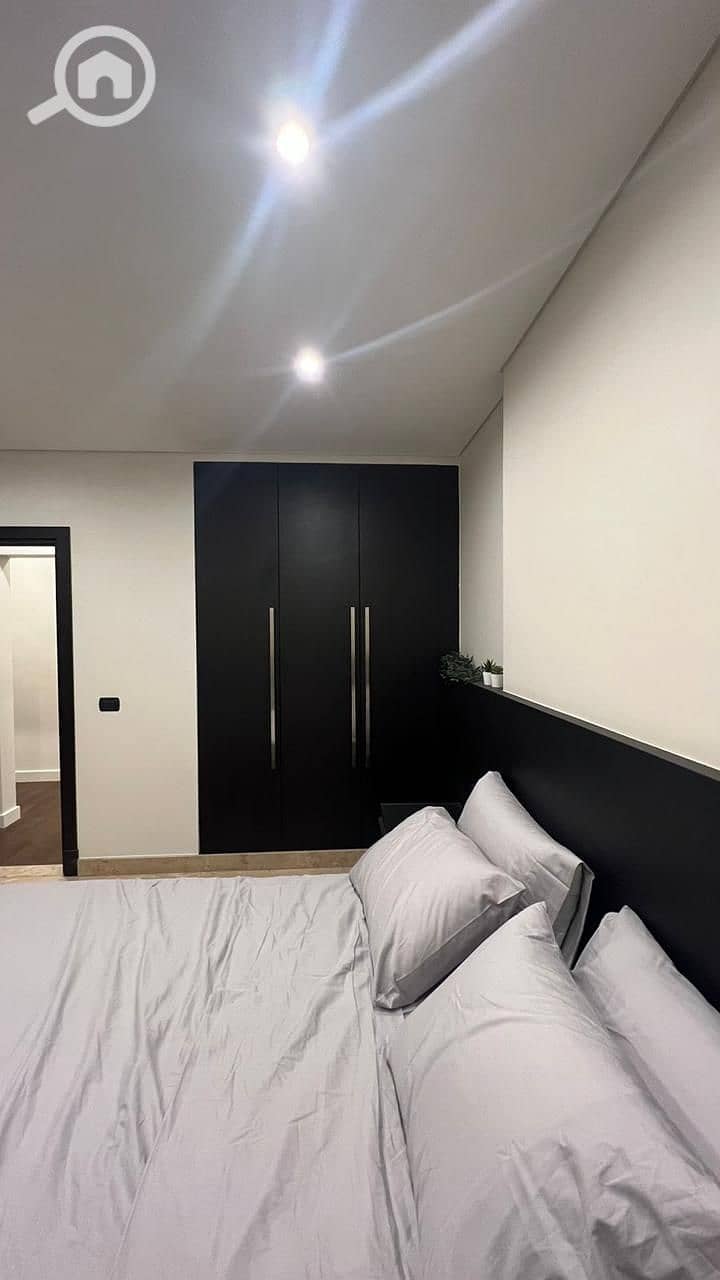 19 de2d90dd-7842-429c-a53e-72d7a93f96f1. jpg