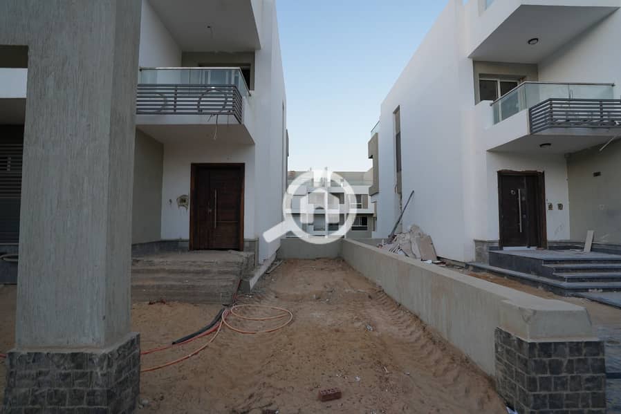 16 09d3a6f9-48b8-43b3-b6c1-08cdf992fc1d. jpg