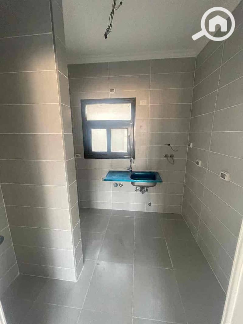 3 8358c38b-6cf1-478e-8f3c-164db24c975e. jpg