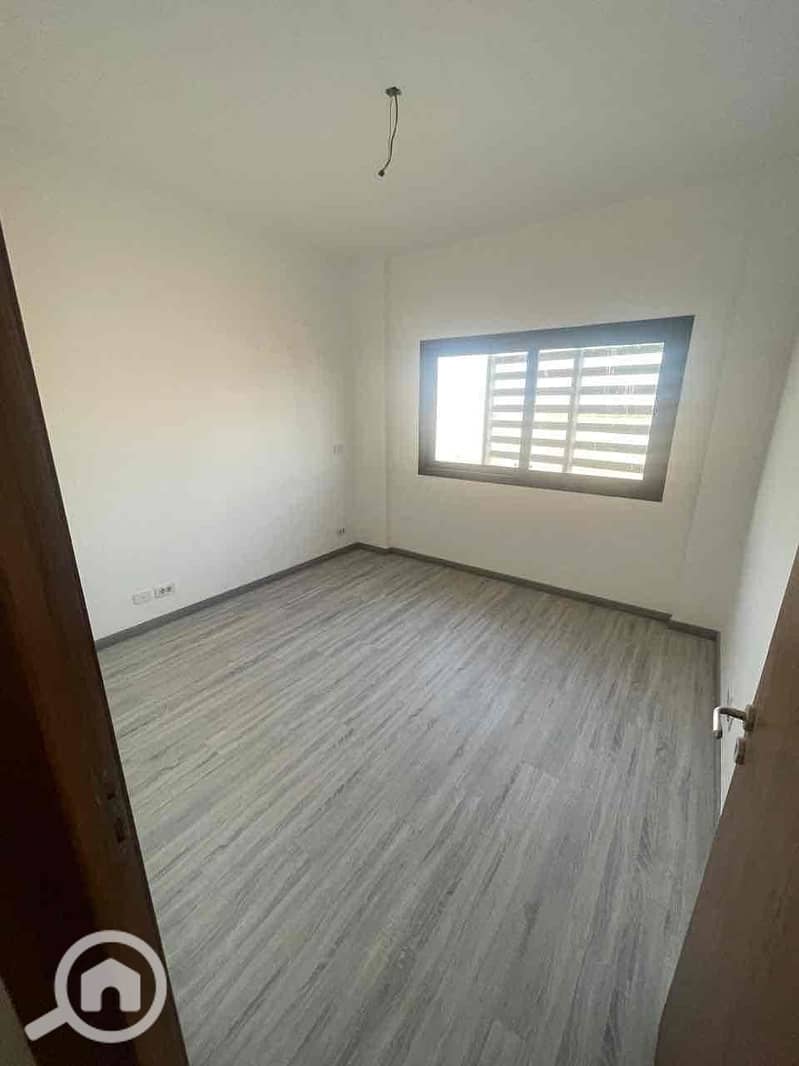 5 99d13bd9-d33d-491e-9089-72423e6dabd2. jpg