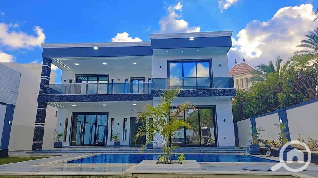 2 5282905f-e4f7-48b3-90c9-1adb5f5b1be0. jpg