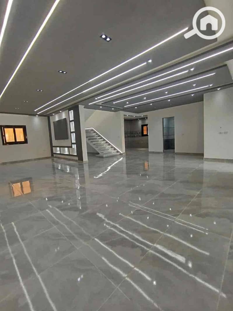 9 3f650729-f09b-4448-b8f4-9496e223e91c. jpg