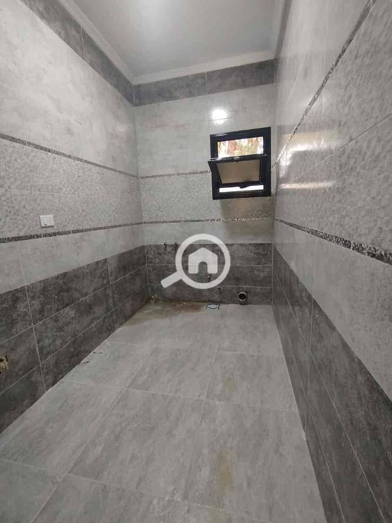 13 f58ea83f-4abe-49cc-b3d6-58eab0dd1a76. jpg