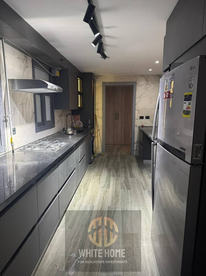 5 d563f4ad-2f30-4f4f-8a2b-2467bc800ca5. jpeg