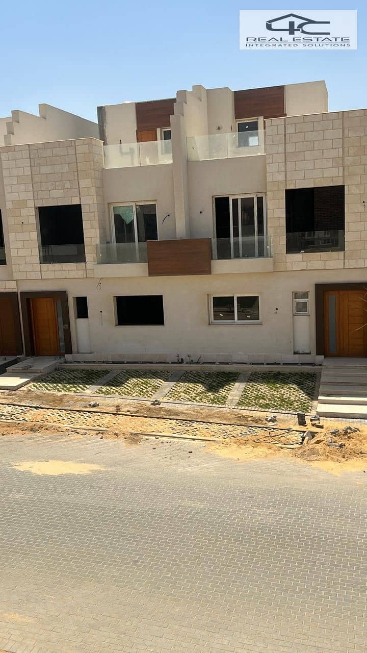 14 WhatsApp Image 2025-11-14 at 4.16. 54 PM. jpeg