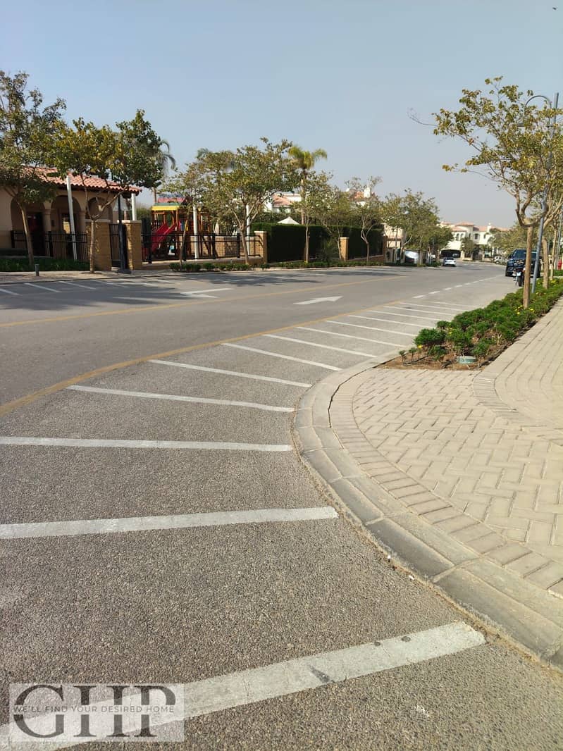 2 1a3ca070-e90f-4fcc-8b36-d3b93d2baceb. jpg