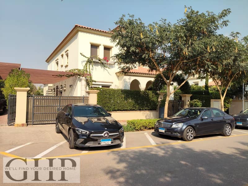 10 3b2e365e-6795-47c3-a70e-52810d4daa76. jpg