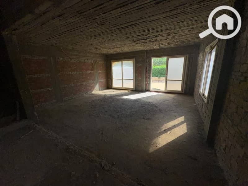 6 687f64fc-723e-4e0a-b96e-e856b0c2a856. jpg