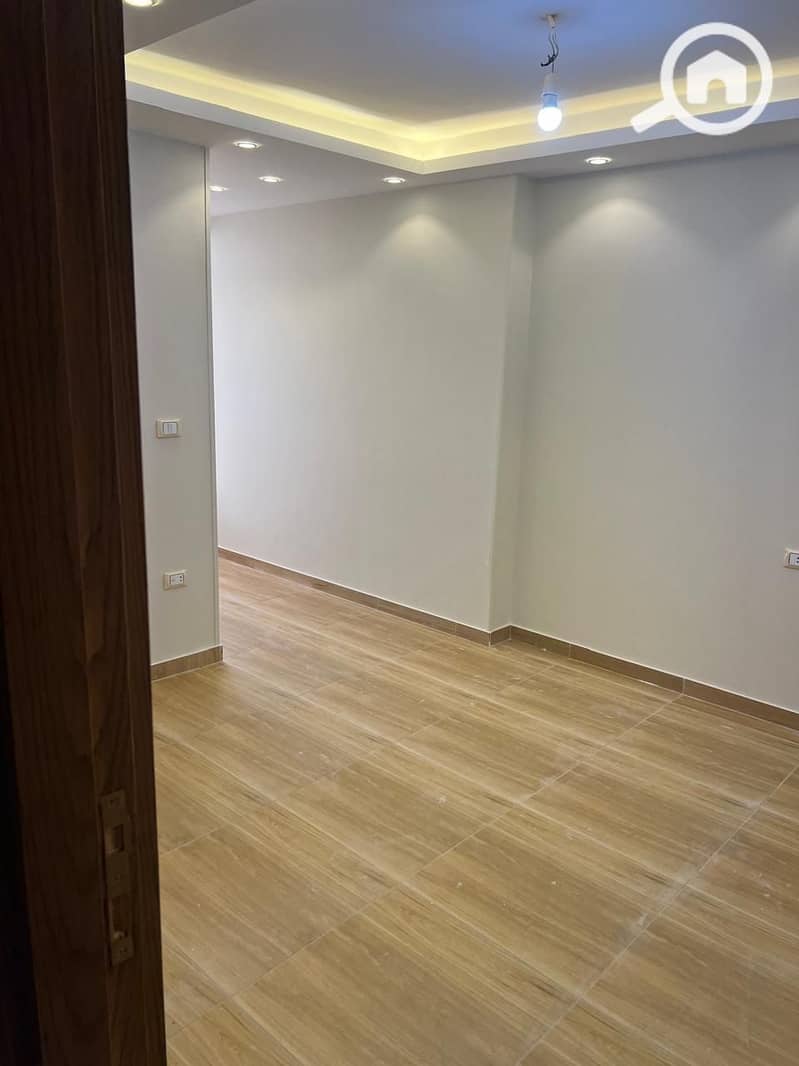 7 WhatsApp Image 2025-08-14 at 11.59. 10 AM (1). jpeg