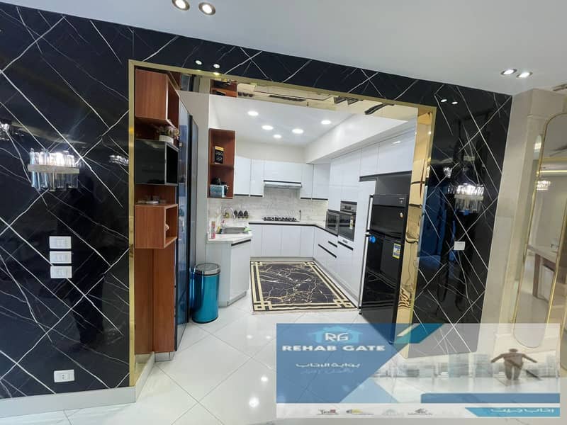 4 9e92bbf6-38f1-4f5e-85b1-3874cfc6babb. jpg