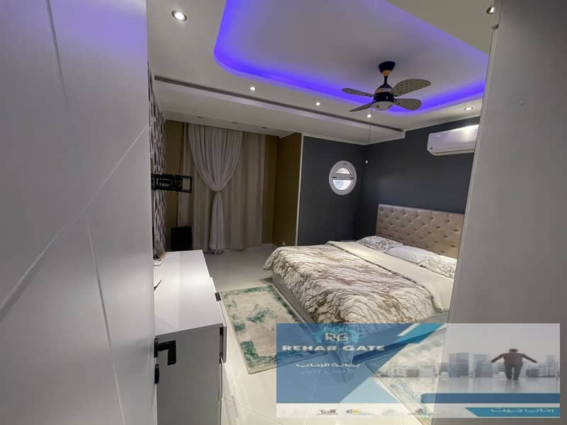 9 fcecef98-c3bd-4a7a-bc2b-3a2085e832f1. jpg