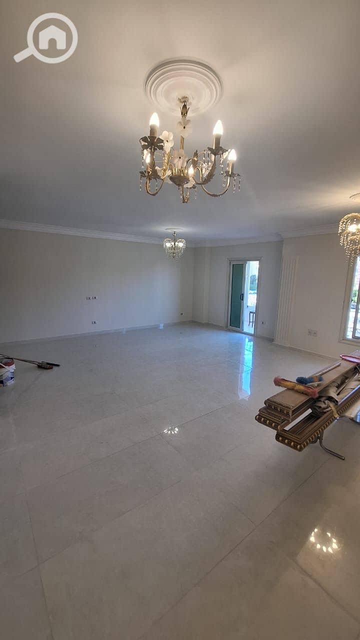 2 123f8fca-3be5-45a5-8f23-018c0704894d. jpeg