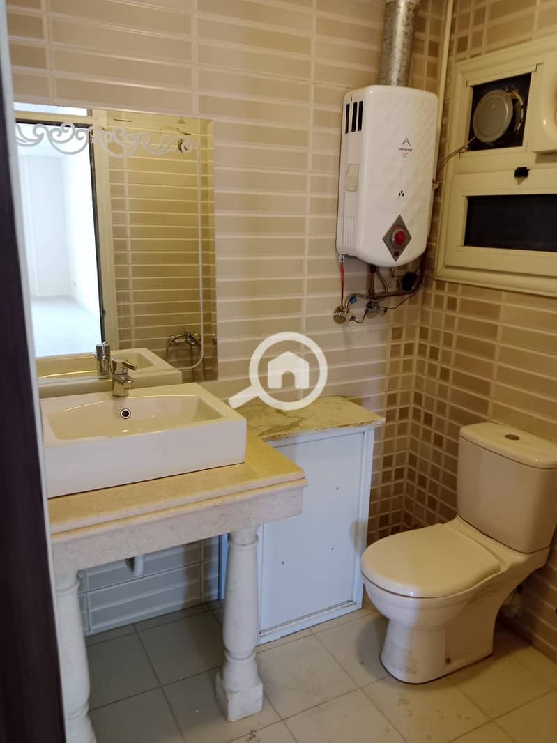 9 5ffca9a2-4a10-41b8-8cca-342db0c2ccb0. jpeg