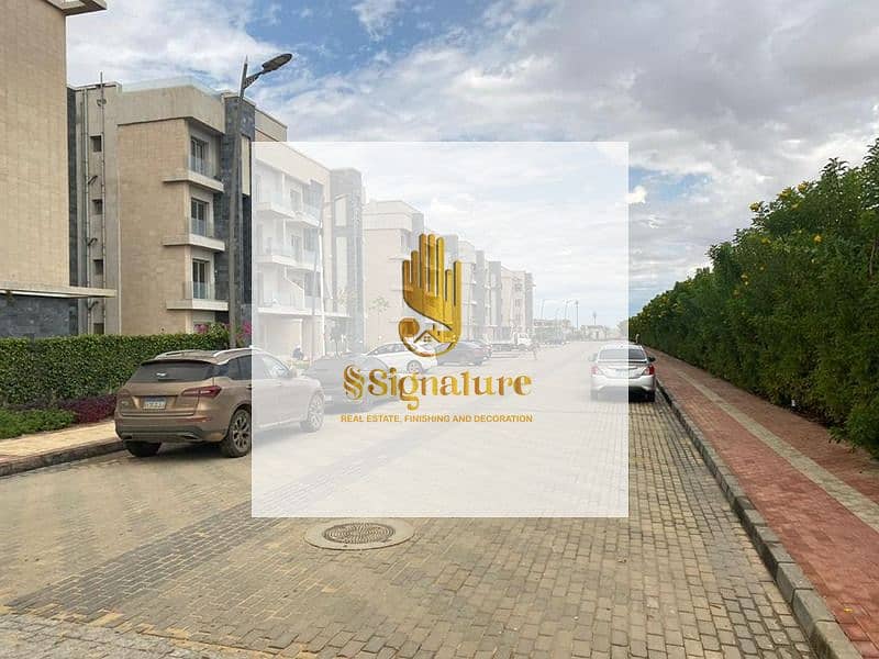 10 facf5920-1cc8-45af-bf5d-266fe5732f85. jpg