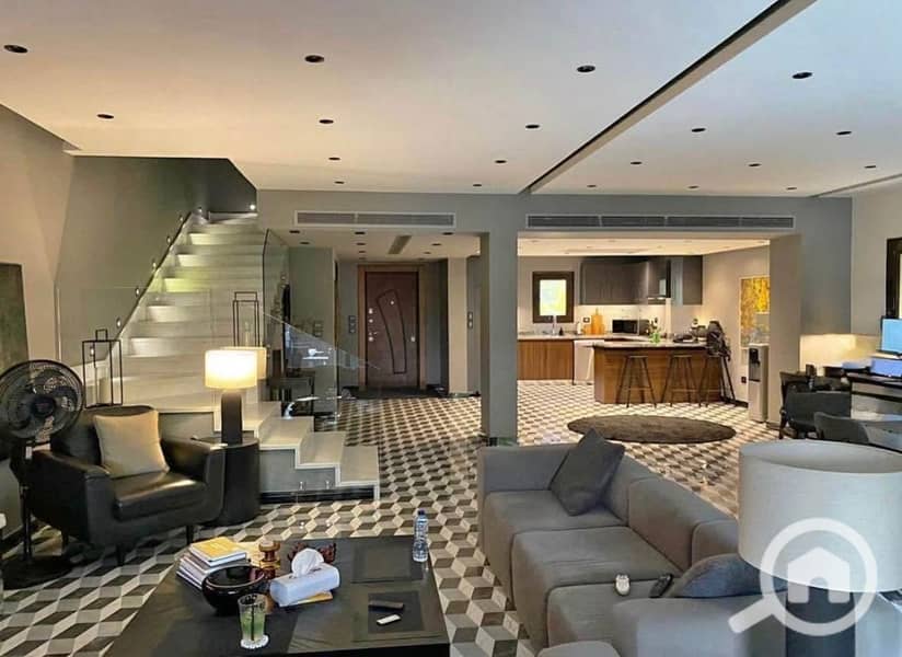 8 71e0d66a-c3e1-4a6b-8712-597c3855c1ba. jpg