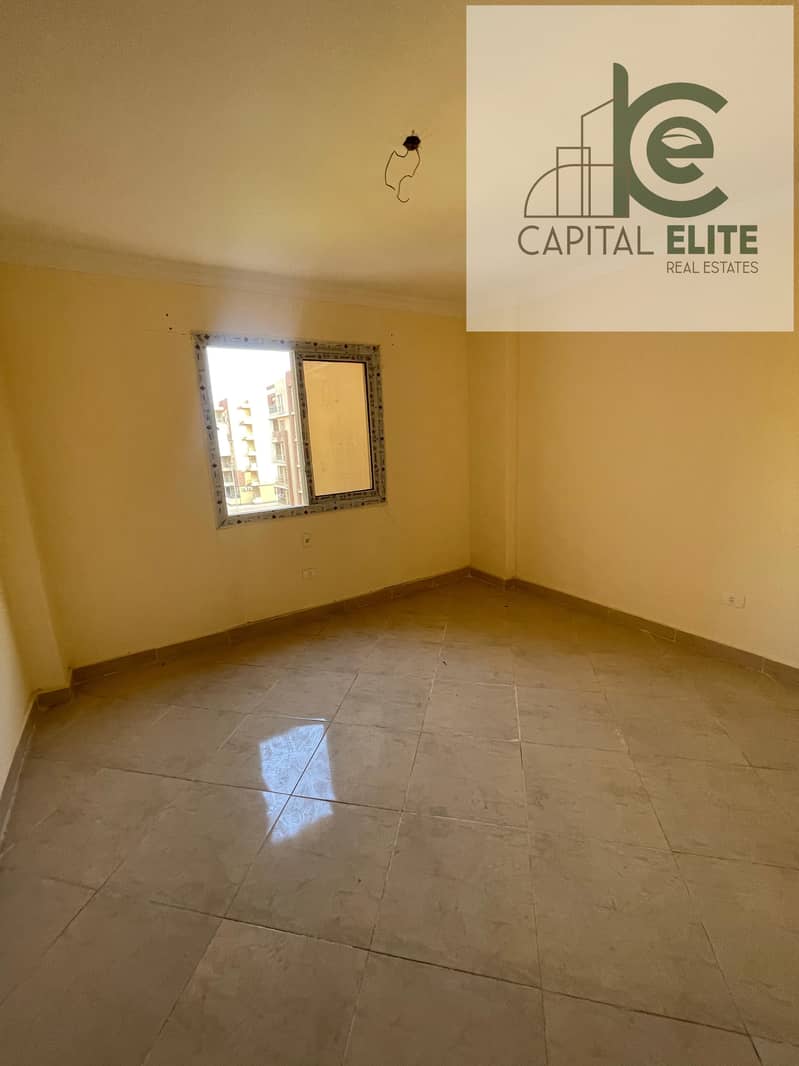 7 56f44fa8-0aea-4a2a-a797-6e0db19ad08e. jpg