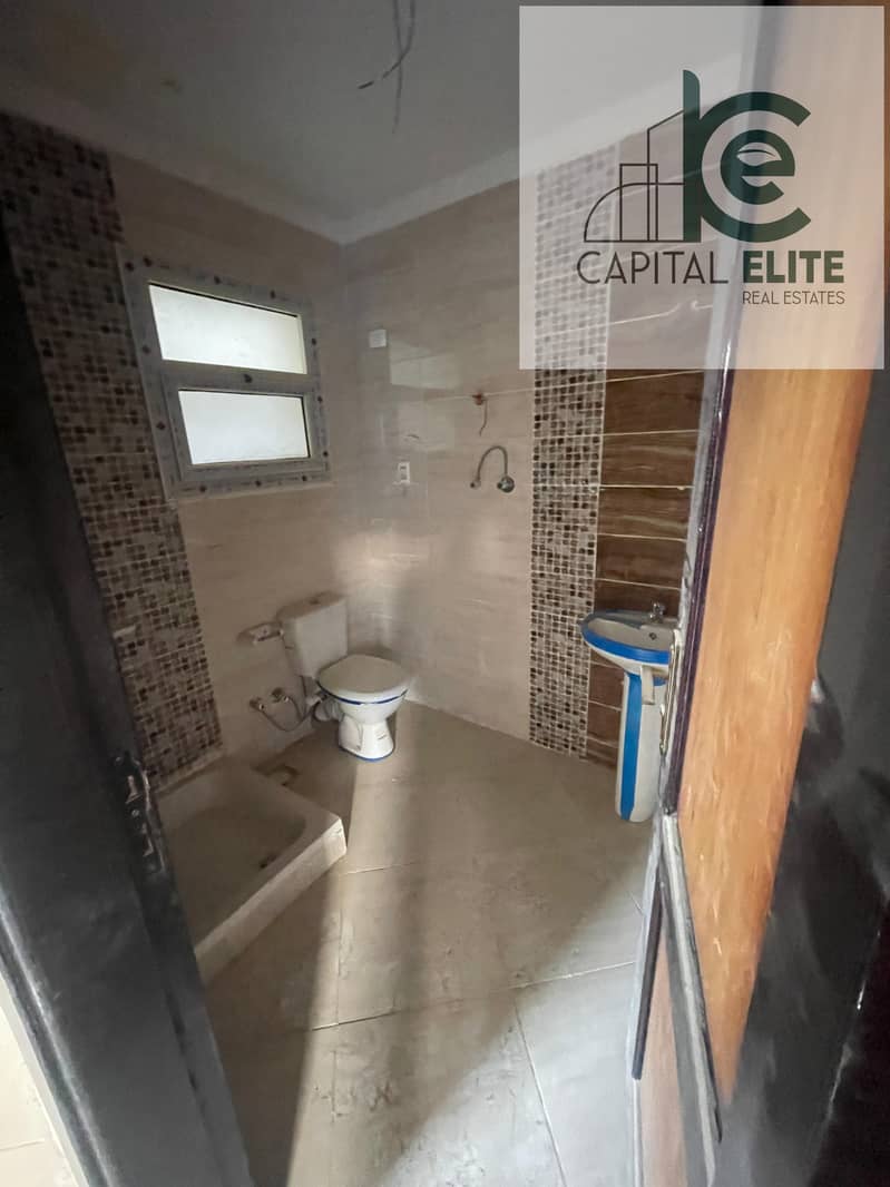 11 c451292b-05af-4156-aff7-2ad6c5b34f3e. jpg