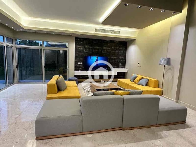 2 414b1589-0105-4ec6-af5b-3ec808664421. jpg