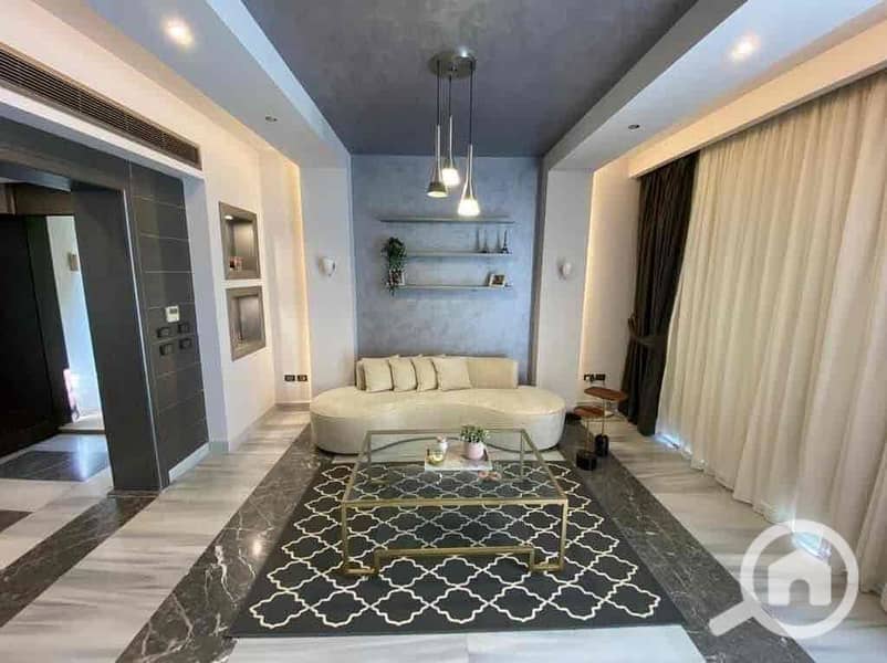 4 31f8057a-b376-4a5b-a292-b75915e210d6. jpg